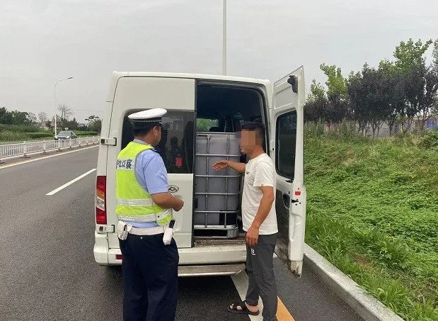 7月份全市范圍內(nèi)面包車集中整治！